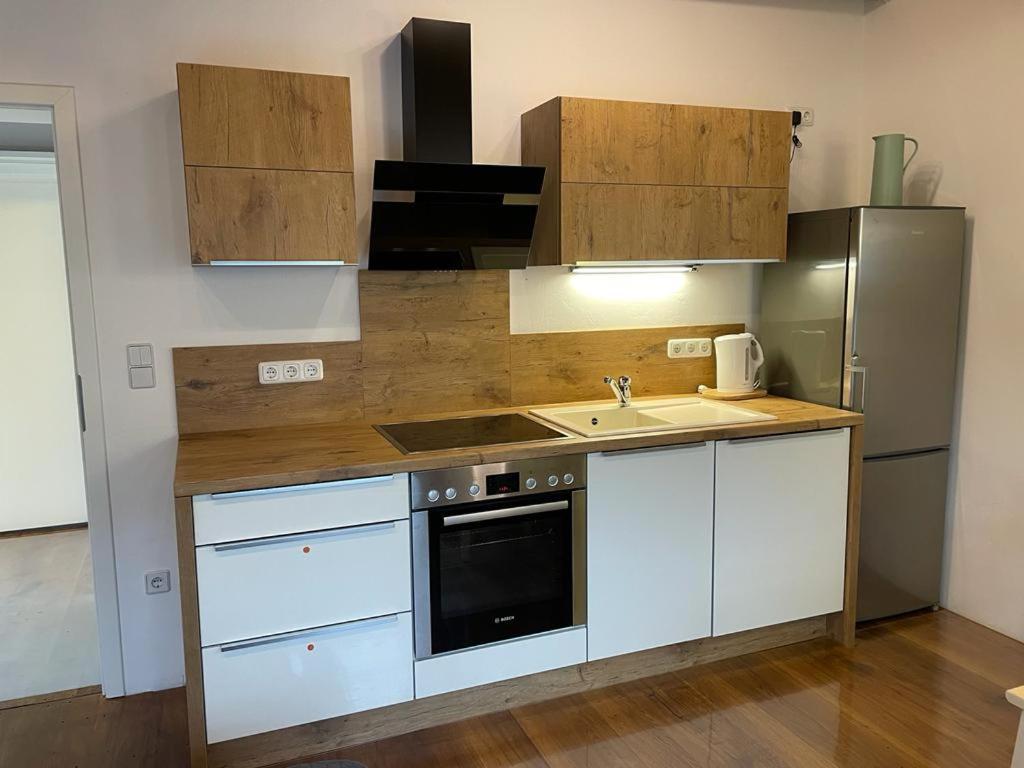 ברנאו ביי ברלין Ferienwohnung Im Stadtzentrum Von Bernau - Komfortable Wohnung Mit 2 Zimmern, Bad, Spuelmaschine, Waschmaschine, Komplette Kueche, Wlan, Terrasse, Ruhige Lage מראה חיצוני תמונה