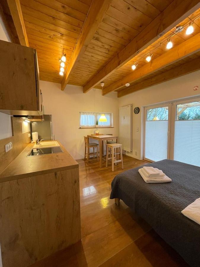 ברנאו ביי ברלין Ferienwohnung Im Stadtzentrum Von Bernau - Komfortable Wohnung Mit 2 Zimmern, Bad, Spuelmaschine, Waschmaschine, Komplette Kueche, Wlan, Terrasse, Ruhige Lage מראה חיצוני תמונה